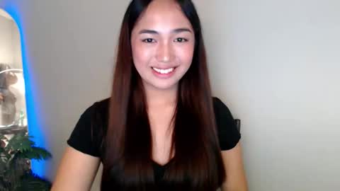 Snapshot of sunkist_mwhh chatting on December 16, 2025, 4:23 pm harley online show from December 16, 2025, 4:23 pm