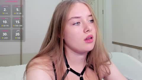 Snapshot of sunny_love__ chatting on November 18, 2025, 6:40 am Vanessa online show from November 18, 2025, 6:40 am