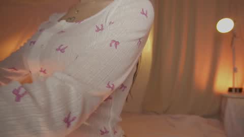 Maria online show from November 29, 2025, 9:51 pm