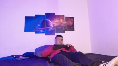 Christian Vanessa online show from November 22, 2025, 10:20 pm