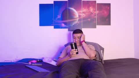 Christian Vanessa online show from December 17, 2025, 6:36 pm