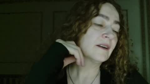 Snapshot of sunnyattic chatting on September 22, 2025, 3:36 pm sunnyattic online show from September 22, 2025, 3:36 pm