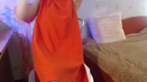 Snapshot of sunnyjoys chatting on February 24, 2025, 3:31 pm Alina Streams Mon to Fri online show from February 24, 2025, 3:31 pm