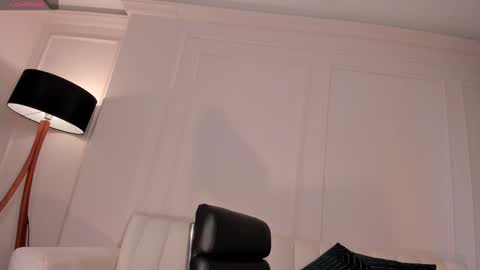 Sunny Rivers online show from January 21, 2025, 9:57 pm