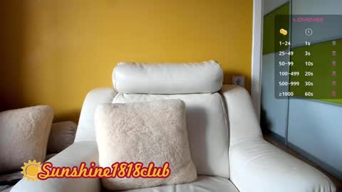 Snapshot of sunshine1818club chatting on February 27, 2025, 7:01 am Angela Sunshine1818club online show from February 27, 2025, 7:01 am