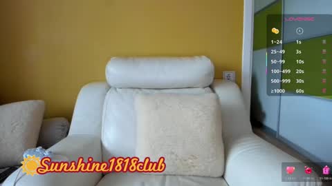 Snapshot of sunshine1818club chatting on October 31, 2025, 7:53 am Angela Sunshine1818club online show from October 31, 2025, 7:53 am