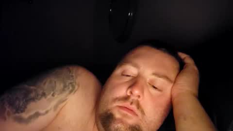 FORMYLOVE online show from November 29, 2025, 11:52 pm