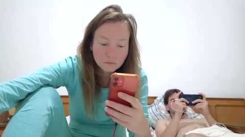 super jony and Marta GMT 1300-1800 every day online show from February 18, 2025, 10:03 pm