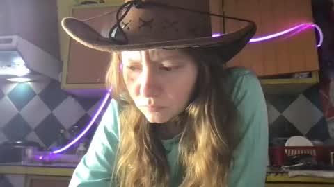 super jony and Marta GMT 1300-1800 every day online show from November 18, 2025, 9:25 am