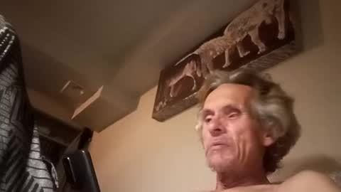 Snapshot of superdavedetailzz2025 chatting on October 4, 2025, 7:50 am superdavedetailzz2025 online show from October 4, 2025, 7:50 am