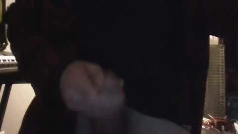 superflieseyes online show from November 19, 2025, 7:41 am