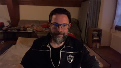 supersquirrel81 online show from October 17, 2025, 4:53 pm