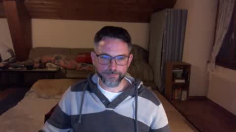 supersquirrel81 online show from October 24, 2025, 9:22 pm