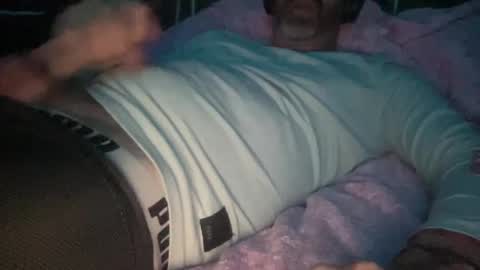 Snapshot of surfguy82 chatting on September 23, 2025, 3:42 am SurfGuy82 online show from September 23, 2025, 3:42 am