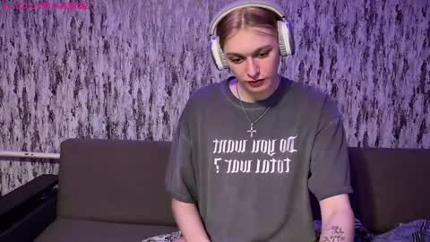 Snapshot of susan228 chatting on January 17, 2025, 2:28 pm Vladiva online show from January 17, 2025, 2:28 pm