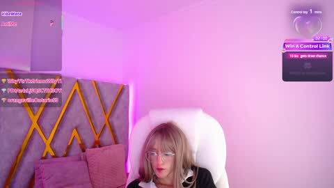 Snapshot of susan_hottye_ chatting on January 20, 2025, 2:25 pm Susan online show from January 20, 2025, 2:25 pm