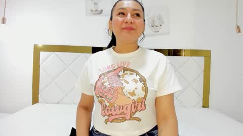 Snapshot of susan_sexymilf chatting on October 6, 2025, 11:51 am Susan online show from October 6, 2025, 11:51 am