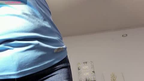 Snapshot of susan_sexymilf chatting on October 8, 2025, 12:14 pm Susan online show from October 8, 2025, 12:14 pm