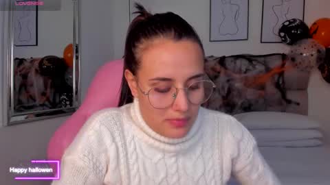 Susan online show from October 24, 2025, 10:39 pm