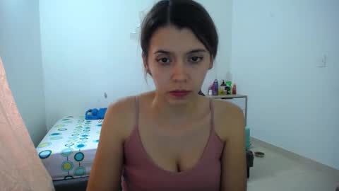 Snapshot of susanaduncann chatting on February 22, 2025, 8:53 pm Susana online show from February 22, 2025, 8:53 pm