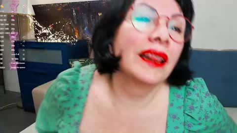 Susan online show from February 9, 2025, 2:40 pm