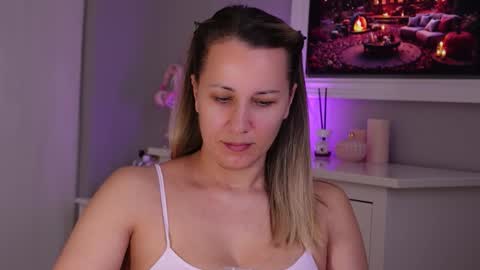 SusanJewel online show from November 18, 2025, 8:19 am