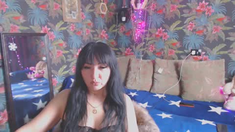 Snapshot of susanlanice chatting on February 4, 2025, 8:13 am SusanLaNice online show from February 4, 2025, 8:13 am