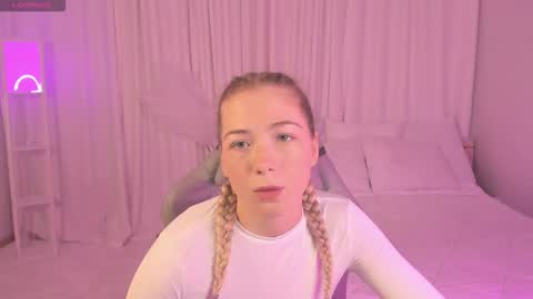 Snapshot of susanmimi chatting on December 3, 2025, 3:14 am Susan online show from December 3, 2025, 3:14 am