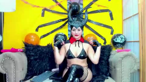 susanslim online show from October 29, 2025, 3:36 pm