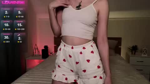 Snapshot of susiemorris chatting on February 22, 2025, 5:12 am Susie online show from February 22, 2025, 5:12 am