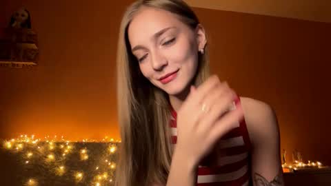 Snapshot of susyschuerholz chatting on October 13, 2025, 4:18 pm Jessica online show from October 13, 2025, 4:18 pm