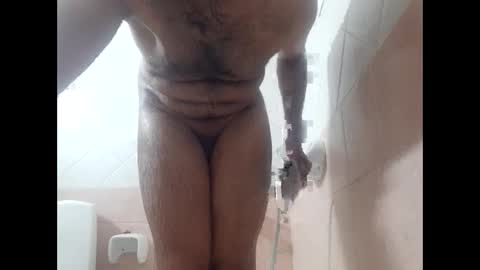 Snapshot of suxc69 chatting on December 15, 2025, 2:38 am sexindi007 online show from December 15, 2025, 2:38 am