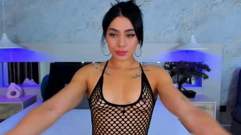 Snapshot of suzan_jane chatting on October 3, 2025, 9:12 pm Susan online show from October 3, 2025, 9:12 pm