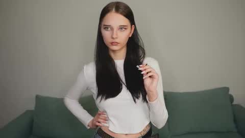 Sena online show from December 5, 2025, 7:32 pm