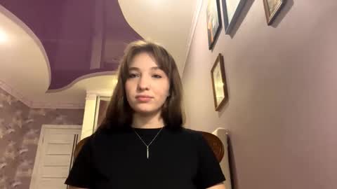 Snapshot of suzetteeckroad chatting on October 29, 2025, 7:54 am Catherine online show from October 29, 2025, 7:54 am