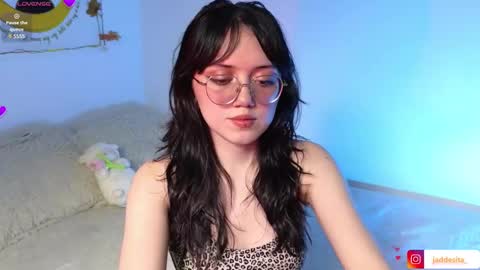 Snapshot of suzumi_ chatting on February 15, 2025, 5:51 am Jadde  online show from February 15, 2025, 5:51 am