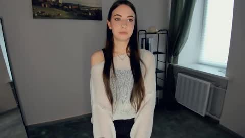 Sabrina online show from December 15, 2025, 8:51 am