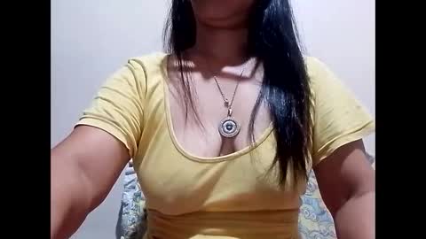 suzzie_hot online show from March 5, 2025, 9:59 pm