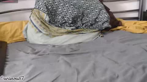 Snapshot of swanou87 chatting on October 21, 2025, 1:01 pm swanou87 online show from October 21, 2025, 1:01 pm