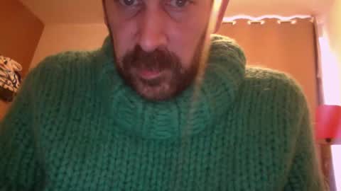 Snapshot of sweaterboy666 chatting on February 6, 2025, 10:04 am sweaterboy666 online show from February 6, 2025, 10:04 am