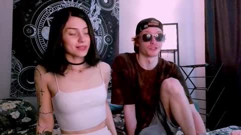 Snapshot of sweathome chatting on October 24, 2025, 9:49 am sweaties3 online show from October 24, 2025, 9:49 am