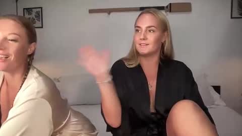 Snapshot of swedish_candii chatting on March 5, 2025, 4:45 am Swedish Candii online show from March 5, 2025, 4:45 am