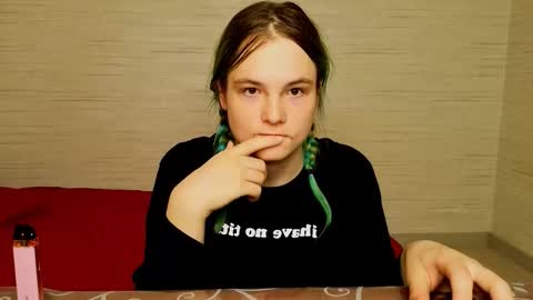 Snapshot of sweet4t chatting on October 2, 2025, 5:47 am Haeyang  Torry online show from October 2, 2025, 5:47 am