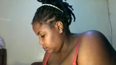 Snapshot of sweet52537 chatting on February 14, 2025, 12:47 pm sweet52537 online show from February 14, 2025, 12:47 pm