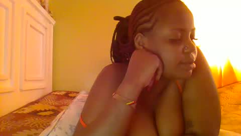 Snapshot of sweet52537 chatting on October 3, 2025, 5:48 am sweet52537 online show from October 3, 2025, 5:48 am