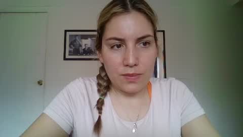 Snapshot of sweet__alana chatting on September 17, 2025, 6:42 pm Sweet alana online show from September 17, 2025, 6:42 pm