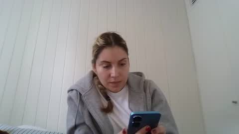 Snapshot of sweet__alana chatting on November 4, 2025, 2:27 pm Sweet alana online show from November 4, 2025, 2:27 pm