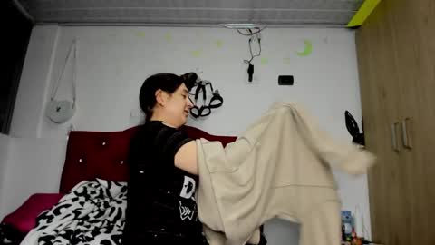 sweet__suck69bitch online show from January 6, 2025, 1:20 am