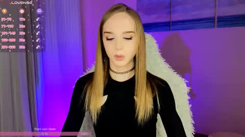 Snapshot of sweet_ali3s chatting on November 28, 2025, 11:24 am Call me Alis online show from November 28, 2025, 11:24 am