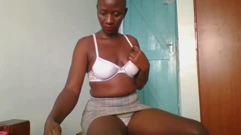 Snapshot of sweet_blackberry93 chatting on January 31, 2025, 7:50 am bella online show from January 31, 2025, 7:50 am